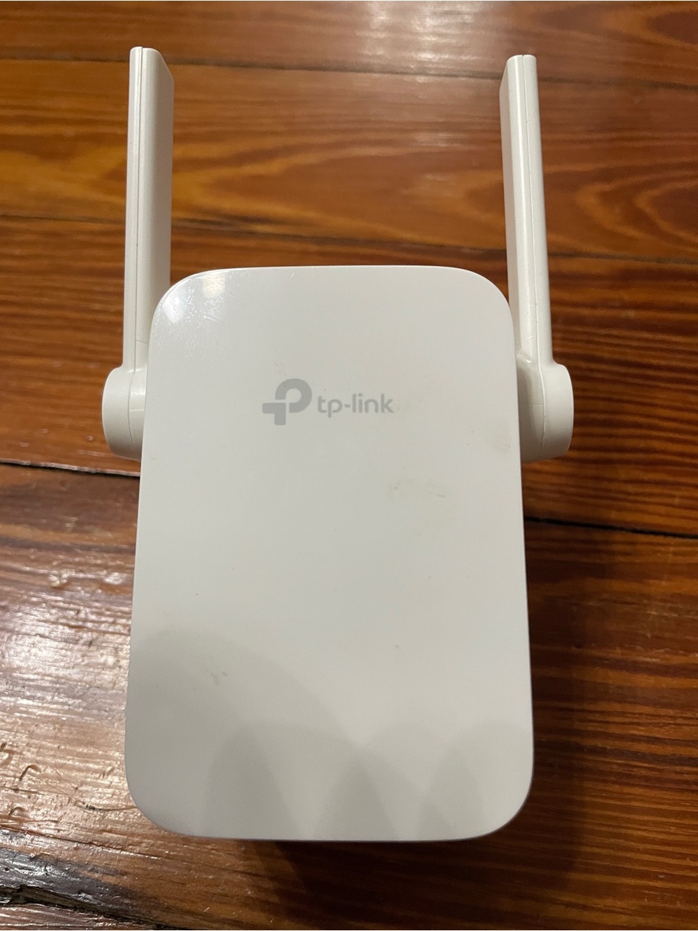 TP-Link White Dual-Antenna Wi‑Fi Range Extender TL-WA855RE